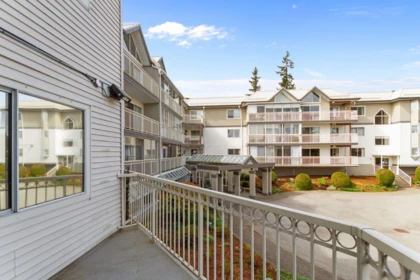 Garden / Landscaping Photo of 101 31930 Old Yale Road, Abbotsford, BC