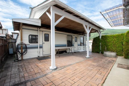 Kitchen Photo of 117 1436 Frost Road, Chilliwack, BC