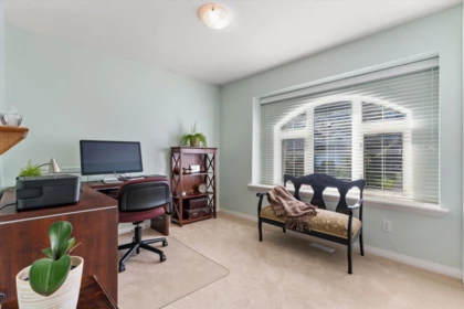 Hallway Photo of 46695 Woodspring Place, Chilliwack, BC