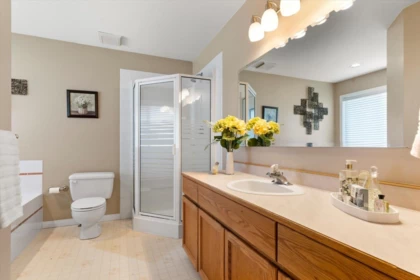 Laundry Room Photo of 46695 Woodspring Place, Chilliwack, BC