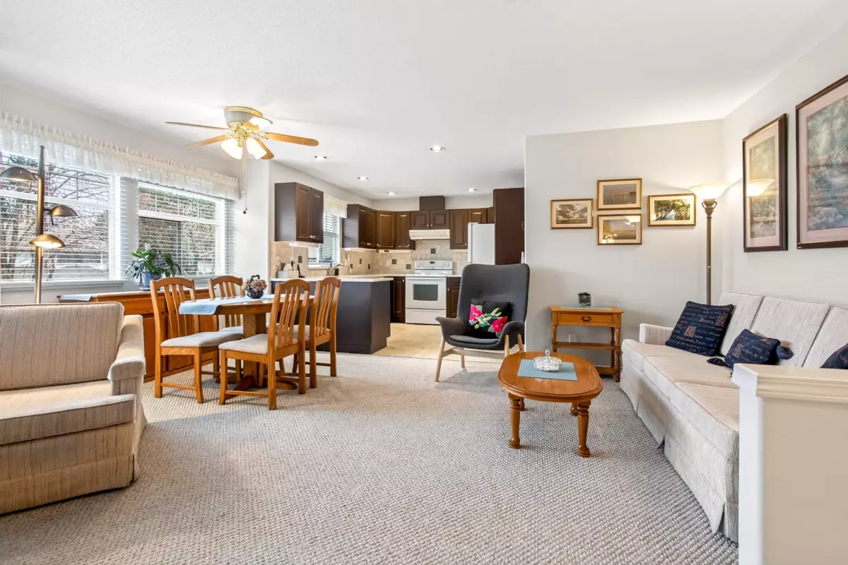 Dining Area Photo of 180 20391 96 Avenue, Langley, BC