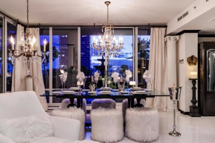 Breakfast Nook Photo of 3701 1495 Richards Street, Vancouver, BC