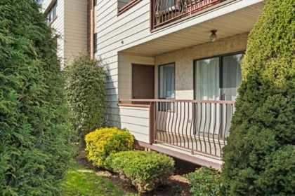 Swimming Pool Photo of 101 32885 George Ferguson Way, Abbotsford, BC