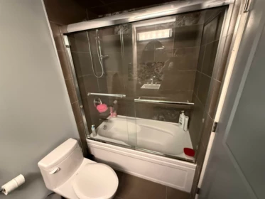 Primary Bathroom Photo of 117 2416 W 3rd Avenue, Vancouver, BC