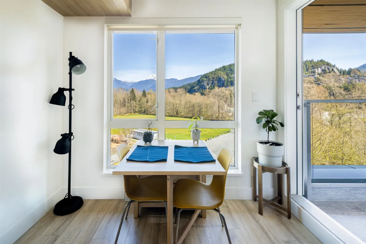 Family Room Photo of 710 38362 Buckley Avenue, Squamish, BC