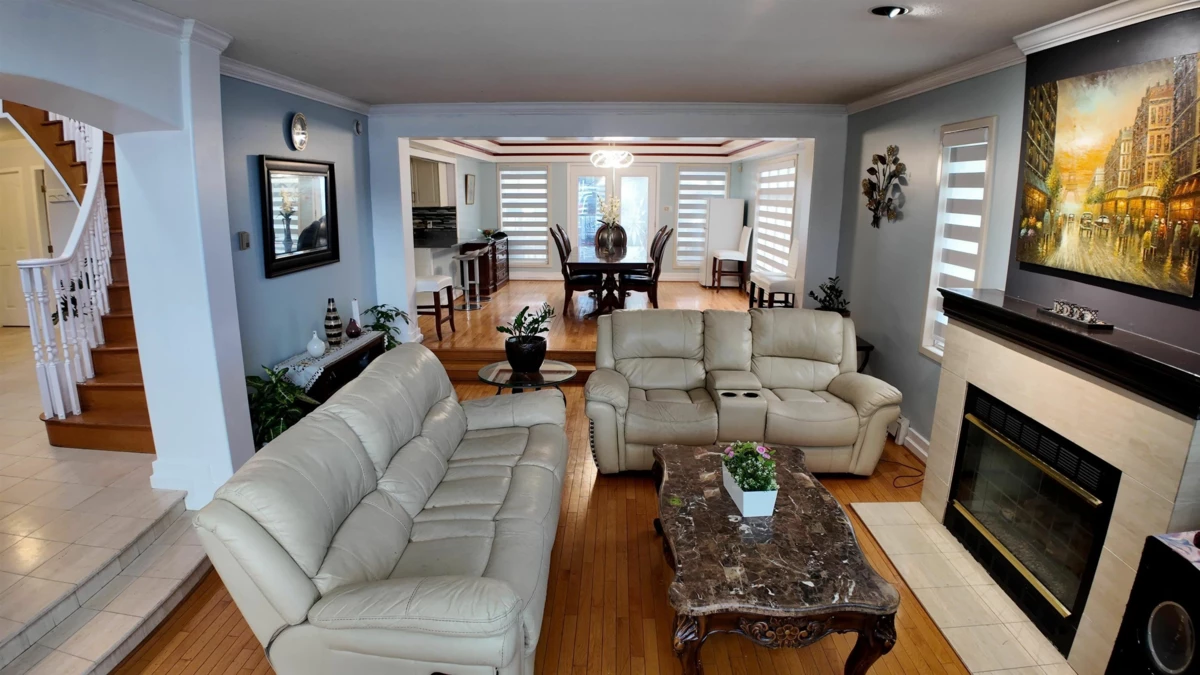 Family Room Photo of 8222 144 Street, Surrey, BC