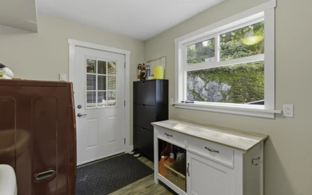 Breakfast Nook Photo of 7498 Amber Road, Sechelt, BC