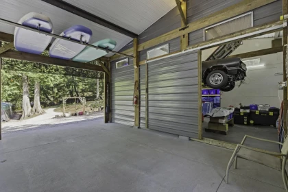 Mudroom Photo of 7498 Amber Road, Sechelt, BC