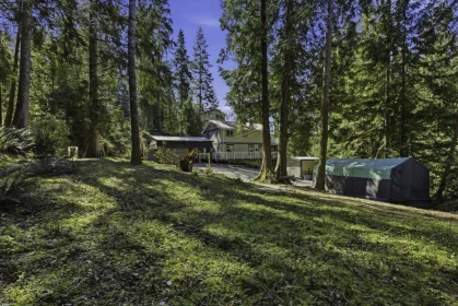 Staircase Photo of 7498 Amber Road, Sechelt, BC