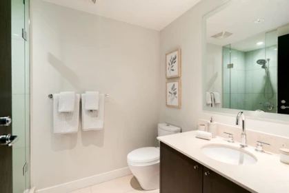 Hallway Photo of 1471 Howe Street, Vancouver, BC