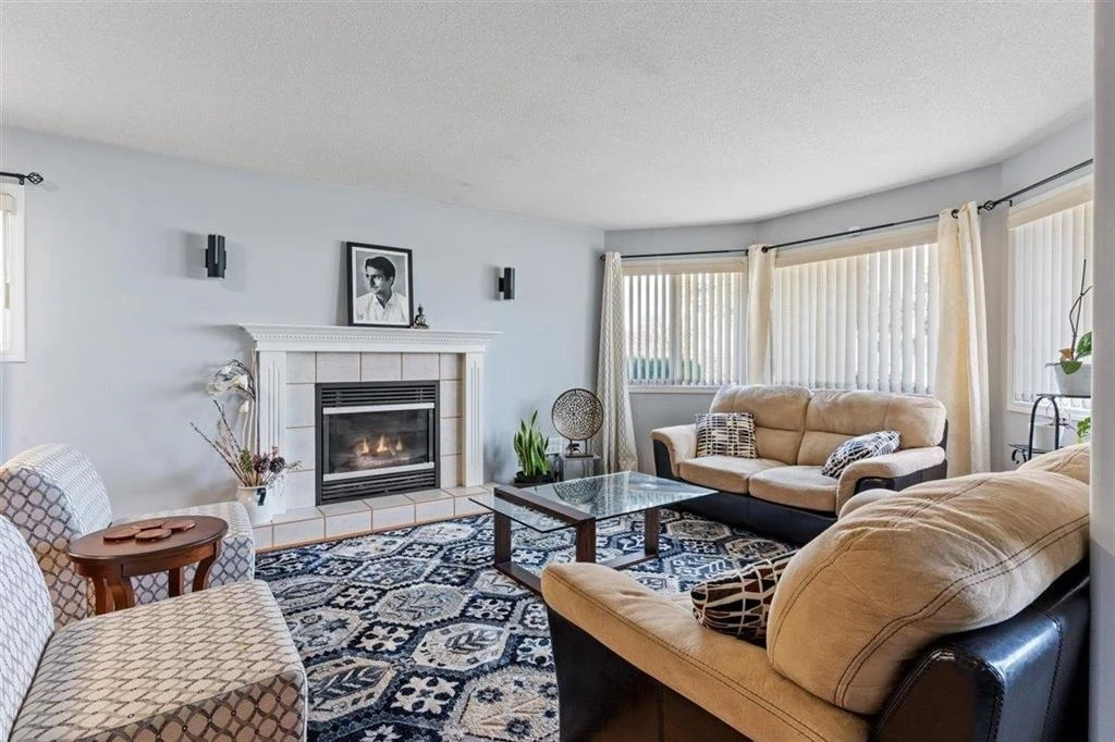 Family Room Photo of 45430 Bernard Avenue, Chilliwack, BC