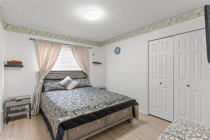 Guest Bathroom Photo of 45430 Bernard Avenue, Chilliwack, BC
