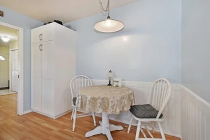 Primary Bathroom Photo of 45430 Bernard Avenue, Chilliwack, BC