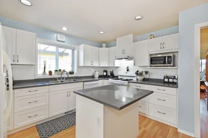 Primary Bedroom Photo of 45430 Bernard Avenue, Chilliwack, BC