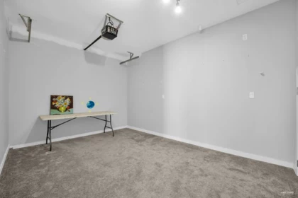 Fitness Center Photo Near 5871 Rumble Street, Burnaby, BC