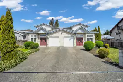 Neighborhood Park Photo Near 5871 Rumble Street, Burnaby, BC