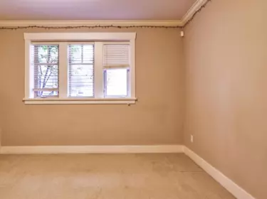 Primary Bedroom Photo of 208 W 13th Avenue, Vancouver, BC