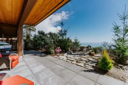 Swimming Pool Photo of 6035 Silverstone Lane, Sechelt, BC