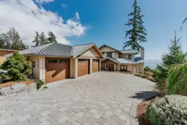6035 Silverstone Lane, Sechelt, BC