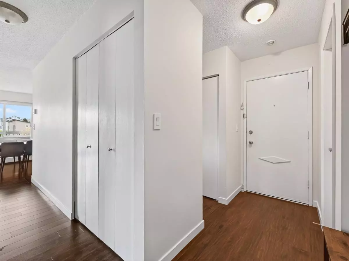 Family Room Photo of 211 6340 Buswell Street, Richmond, BC