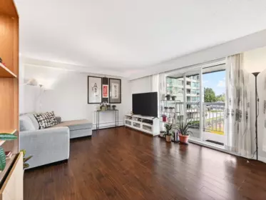 Primary Bedroom Photo of 211 6340 Buswell Street, Richmond, BC