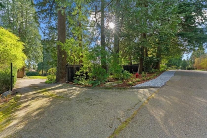 Breakfast Nook Photo of 2976 Palmerston Avenue, West Vancouver, BC