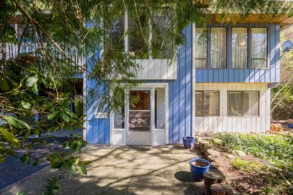 10544 Suncrest Drive, Delta, BC, Delta — Single Family Residence for sale