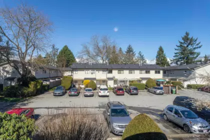 Garden / Landscaping Photo of 34 5231 204 Street, Langley, BC