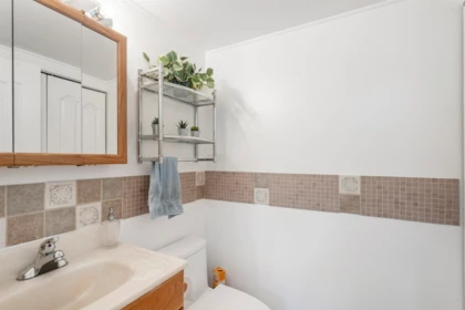Powder Room Photo of 34 5231 204 Street, Langley, BC