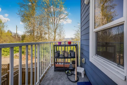 Hot Tub / Spa Photo of 16 9762 182a Street, Surrey, BC