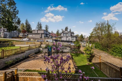 Swimming Pool Photo of 16 9762 182a Street, Surrey, BC