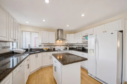 Breakfast Nook Photo of 2946 Blackbear Court, Coquitlam, BC