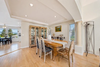 Kitchen Island Photo of 2946 Blackbear Court, Coquitlam, BC
