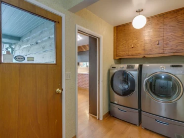 Powder Room Photo of 865 Burley Drive, West Vancouver, BC