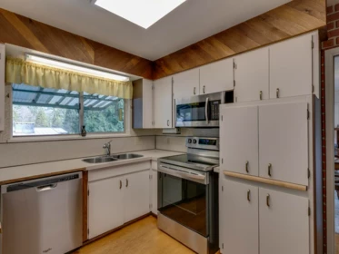 Primary Bedroom Photo of 865 Burley Drive, West Vancouver, BC