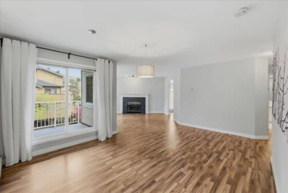 214 7435 Moffatt Road, Richmond, BC, Richmond — Apartment/Condo for sale