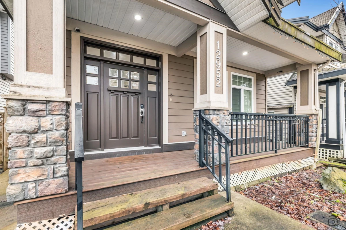 Family Room Photo of 12952 60 Avenue, Surrey, BC