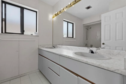 Hallway Photo of 2778 E 47th Avenue, Vancouver, BC
