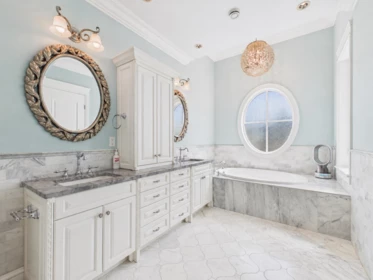 Mudroom Photo of 738 W 54th Avenue, Vancouver, BC