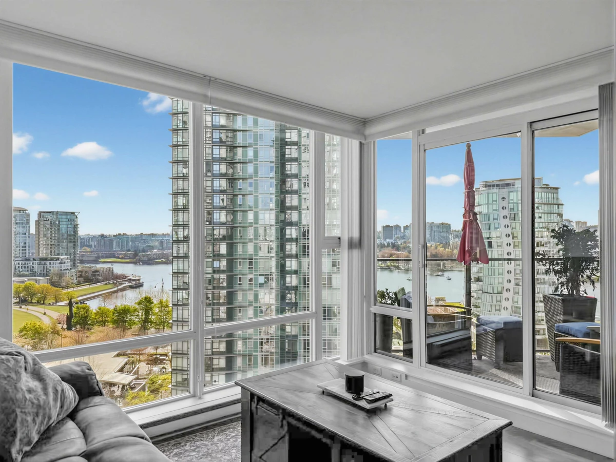 Dining Area Photo of 1501 455 Beach Crescent, Vancouver, BC