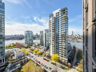 Fitness Center Photo Near 1501 455 Beach Crescent, Vancouver, BC