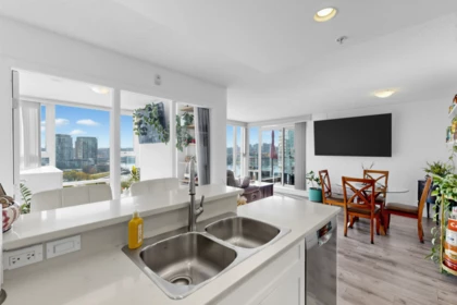 Guest Bathroom Photo of 1501 455 Beach Crescent, Vancouver, BC