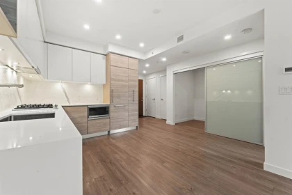 Kitchen Photo of 502 585 Austin Avenue, Coquitlam, BC