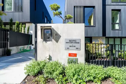 Aerial View of 202 539 W 28th Avenue, Vancouver, BC