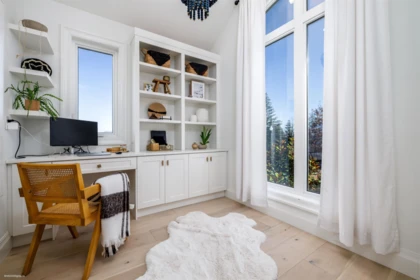 Powder Room Photo of 3115 167 Street, Surrey, BC
