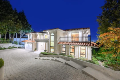 618 Hawstead Place, West Vancouver, BC, Squamish — 6 bed single family residence for sale