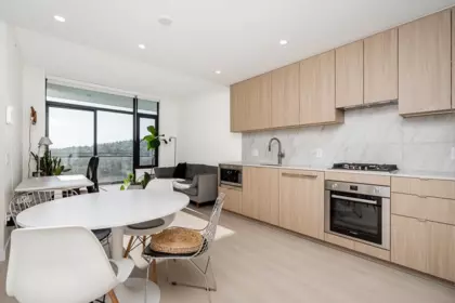 Kitchen Photo of 1603 626 Claremont Street, Coquitlam, BC