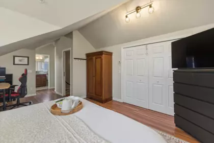 Hallway Photo of 315 962 W 16th Avenue, Vancouver, BC