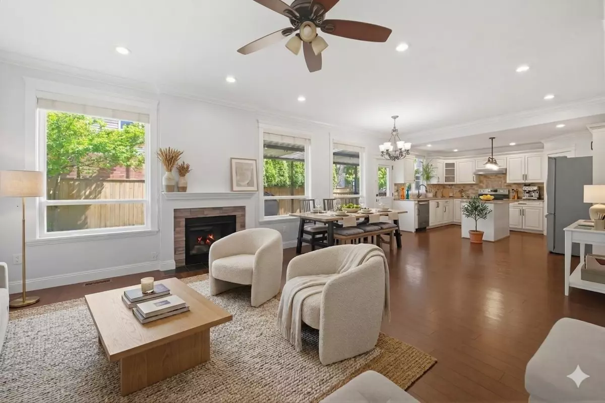 Family Room Photo of 7260 196 Street, Langley, BC
