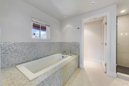 Entry Foyer Photo of 29 555 Raven Woods Drive, North Vancouver, BC